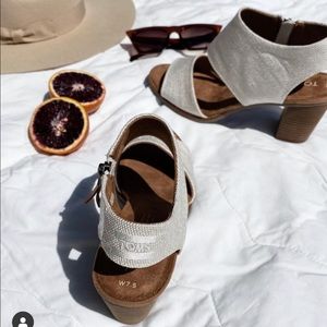 Toms Majorca Block Heel Sandal, Color Tan Size 7.5